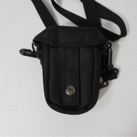 Denali Crossbody | Belt Camera Bag - Picture 4 of 13